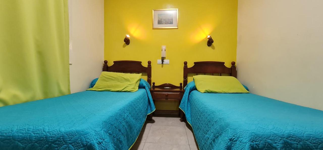 Hostal Ramon Y Cajal Валадоид Екстериор снимка