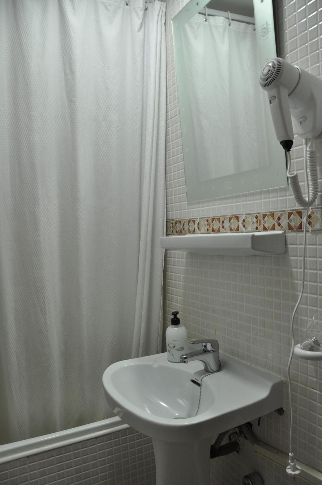 Hostal Ramon Y Cajal Валадоид Екстериор снимка