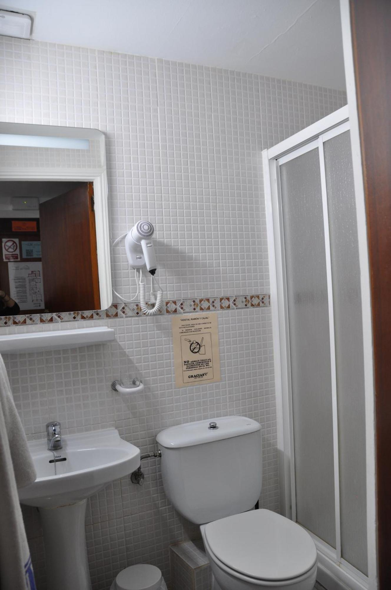 Hostal Ramon Y Cajal Валадоид Екстериор снимка